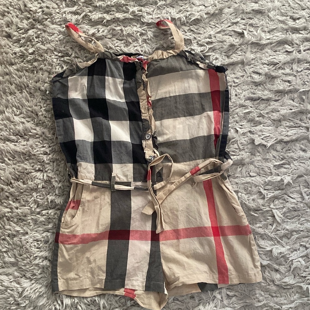 Burberry girls romper(shorts)